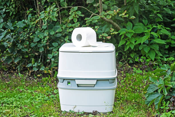 Affordable portable toilet rental in Huntsville, MO